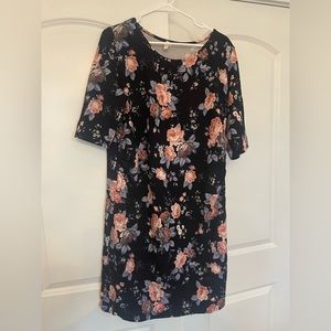 Floral maternity dress